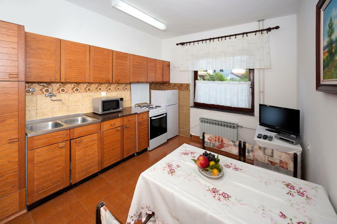 Mihaela Apartments Πόρετς Εξωτερικό φωτογραφία