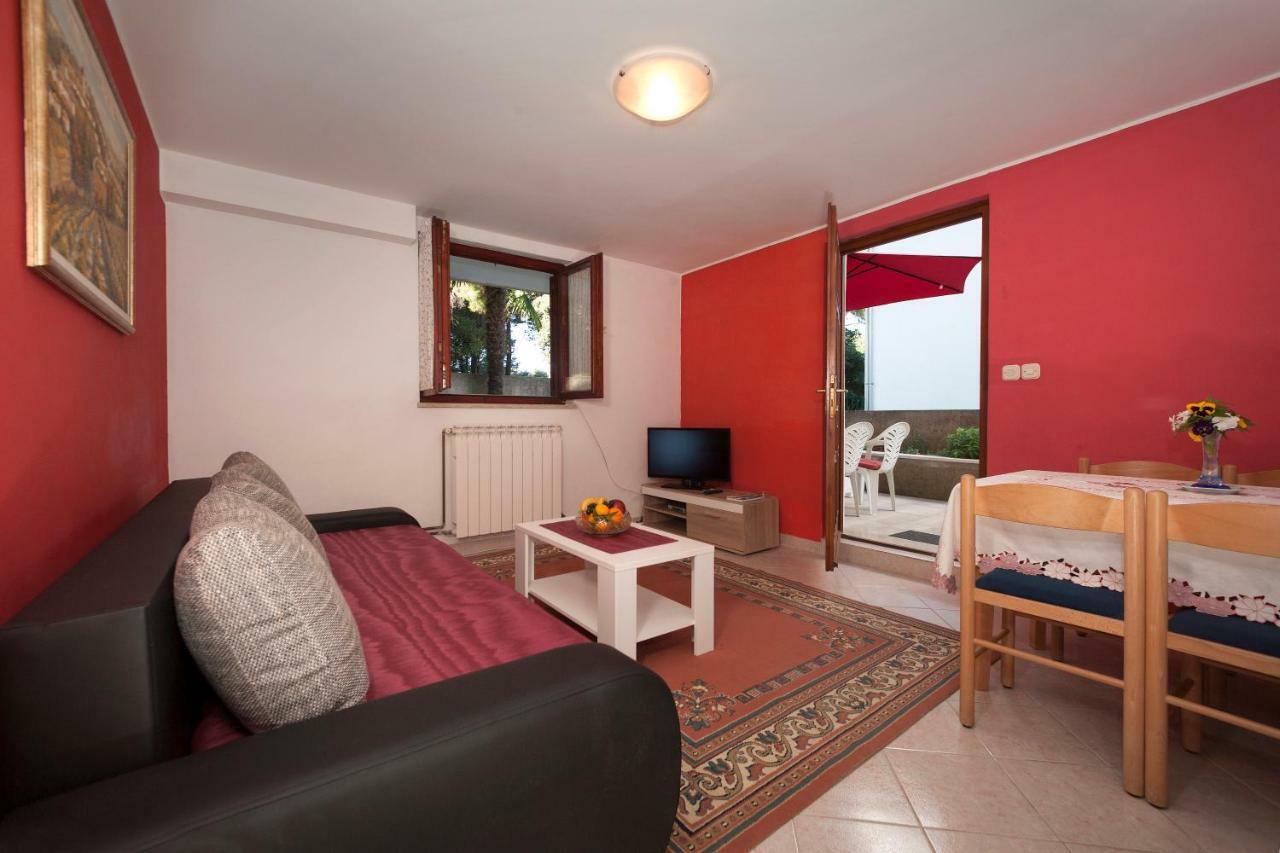 Mihaela Apartments Πόρετς Εξωτερικό φωτογραφία